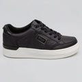 Guess Tenis Moderno Negro Textura Guess Blanco Lateral y punta Suela Blanca | Photo Studio AI | 1