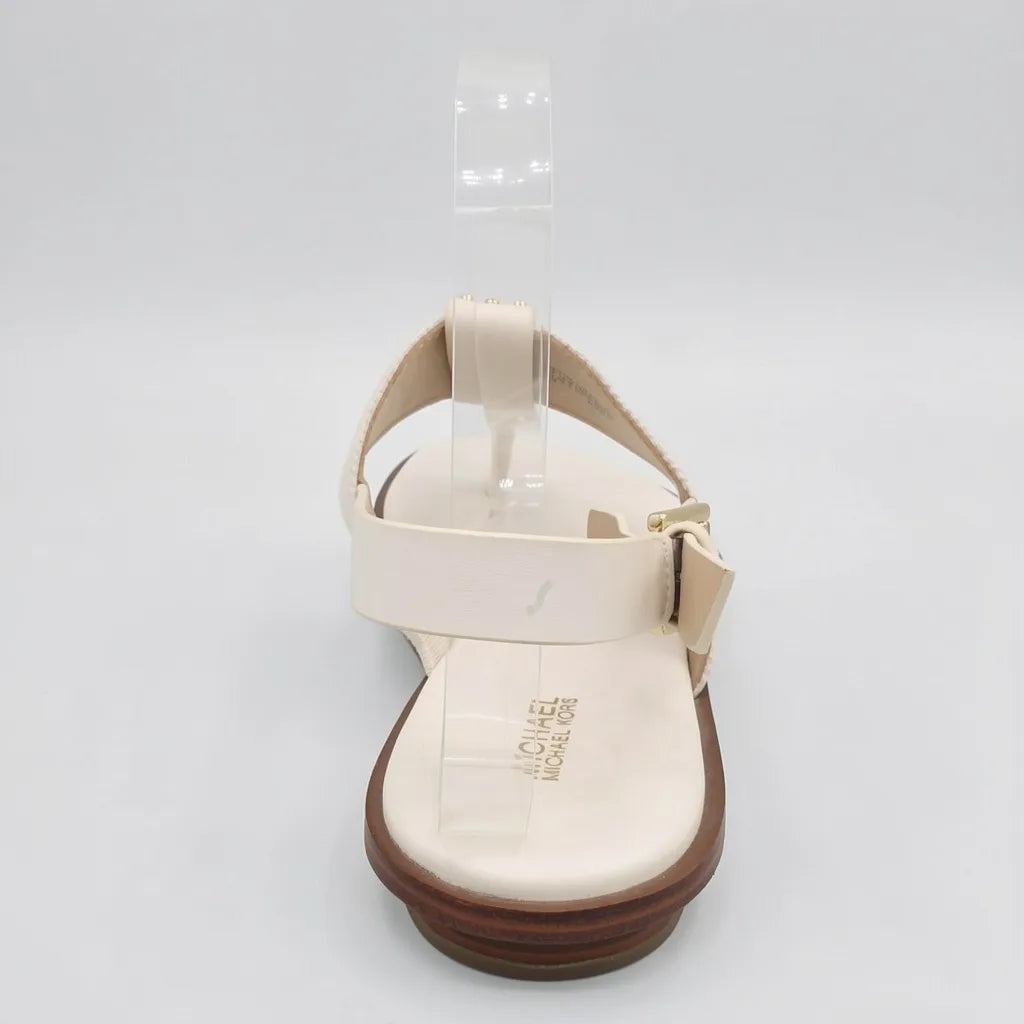 Michael Kors Sandalia Tiras Blanco Estampado MK Gris Empeine Suela Café | Photo Studio AI | 4