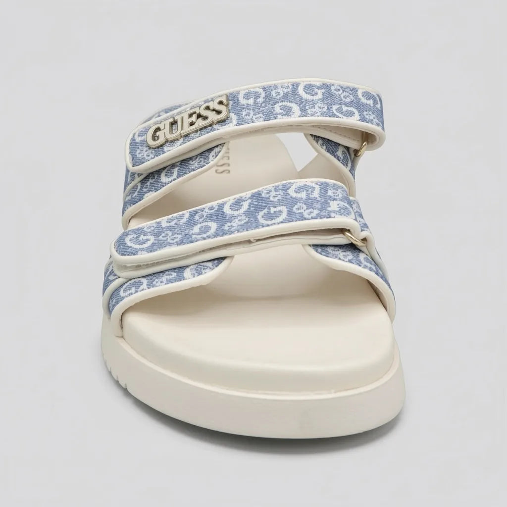 Guess Sandalia Velcro Celeste  Blanco Hueso Todo Suela Blanco Hueso | Photo Studio AI | 3