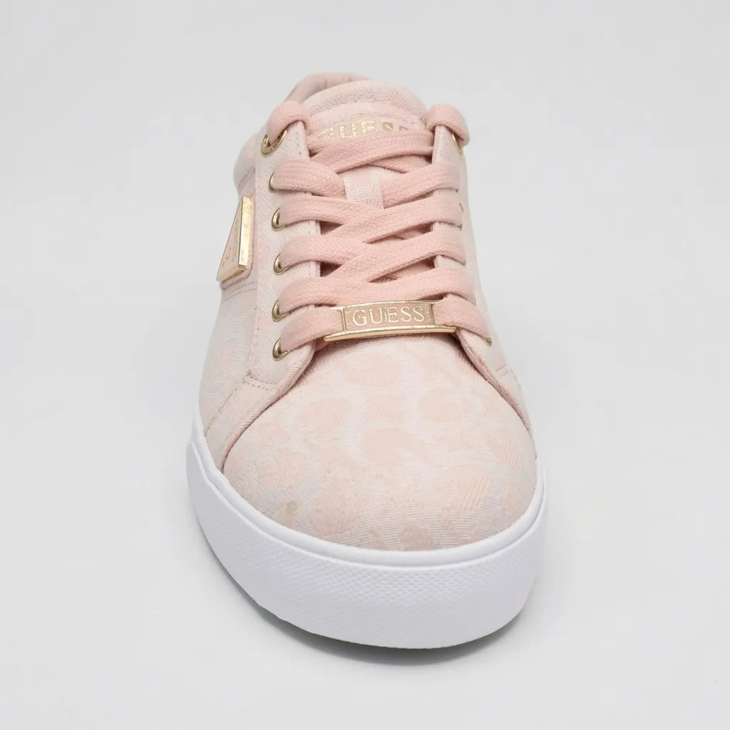 Guess Tenis Moderno Rosado Estampado G Beige Lateral y Talón Suela Blanca | Photo Studio AI | 3