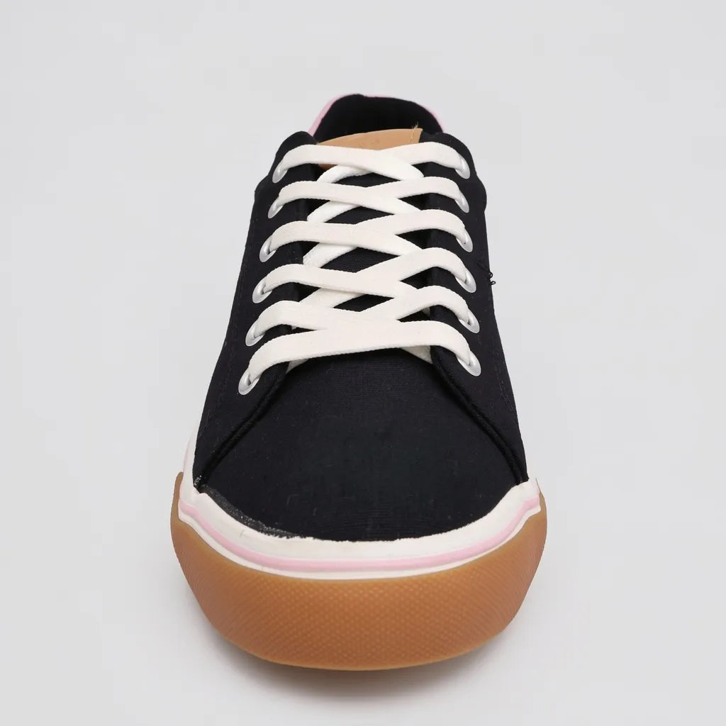 Polo Tenis Moderno Negro Detalles Rosado Talón y Suela Suela Blanca/ café | Photo Studio AI | 3